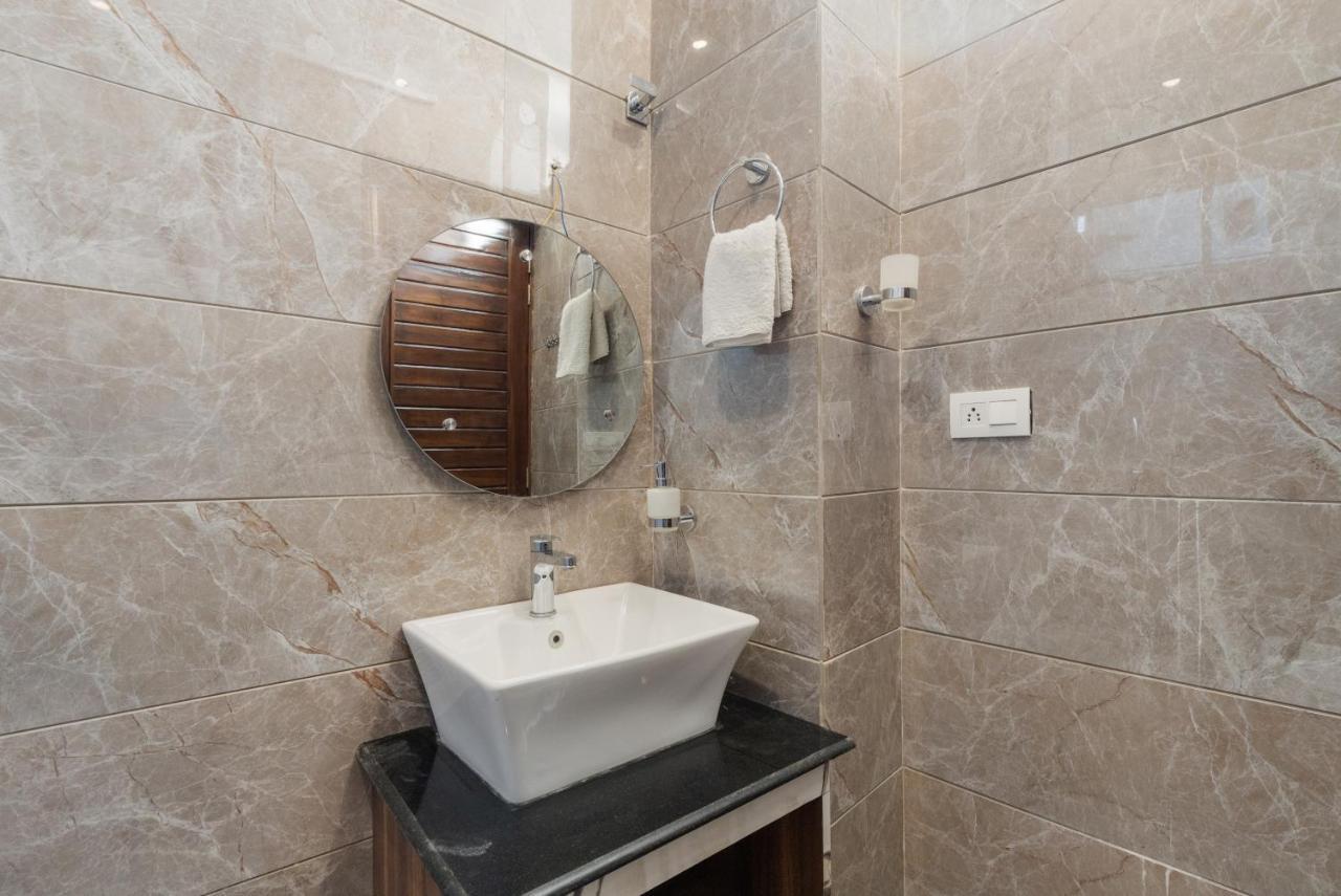 Saffronstays Asher House, דהראדון מראה חיצוני תמונה